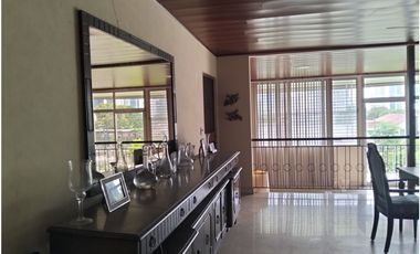 Alquiler de Casa y Lote Comercial/Commercial House & Lot for Rent