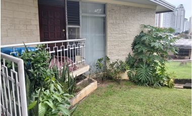 Alquiler de Casa y Lote Comercial/Commercial House & Lot for Rent