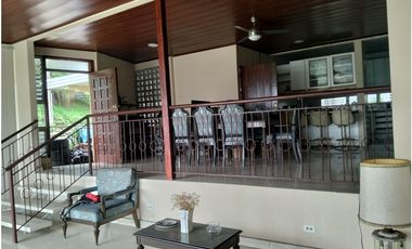 Alquiler de Casa y Lote Comercial/Commercial House & Lot for Rent