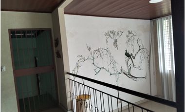 Alquiler de Casa y Lote Comercial/Commercial House & Lot for Rent