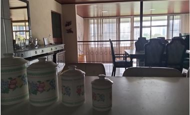 Alquiler de Casa y Lote Comercial/Commercial House & Lot for Rent