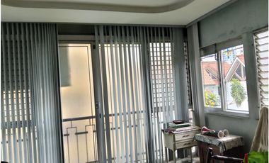 Alquiler de Casa y Lote Comercial/Commercial House & Lot for Rent
