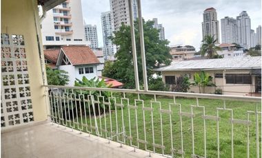 Alquiler de Casa y Lote Comercial/Commercial House & Lot for Rent
