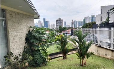 Alquiler de Casa y Lote Comercial/Commercial House & Lot for Rent