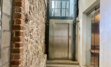 VENTA O ALQUILER DE CASA  COMERCIAL  5 NIVELES, EN CASCO VIEJO, PANAMA