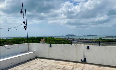 VENTA O ALQUILER DE CASA  COMERCIAL  5 NIVELES, EN CASCO VIEJO, PANAMA
