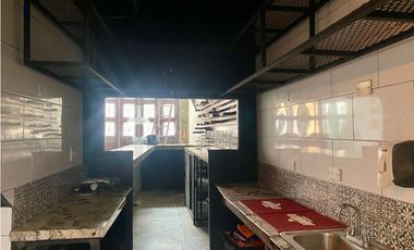 VENTA O ALQUILER DE CASA  COMERCIAL  5 NIVELES, EN CASCO VIEJO, PANAMA