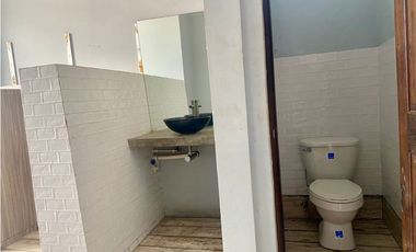 VENTA O ALQUILER DE CASA  COMERCIAL  5 NIVELES, EN CASCO VIEJO, PANAMA