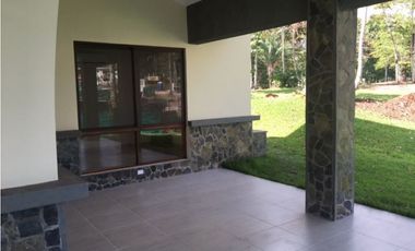 Venta de Casa en PH Senderos Camino de Cruces, Clayton