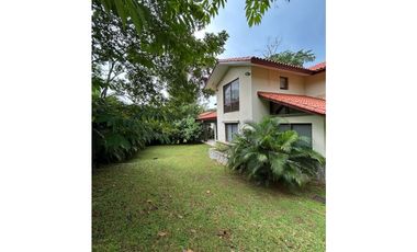Venta de Casa en PH Senderos Camino de Cruces, Clayton