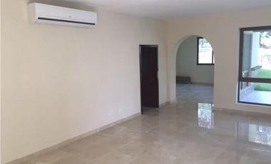 Venta de Casa en PH Senderos Camino de Cruces, Clayton