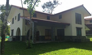 Venta de Casa en PH Senderos Camino de Cruces, Clayton