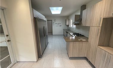 VENTA DE CASA EN COSTA DEL ESTE - D.G.
