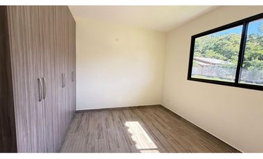 Venta de Casa en Residencial Villa Natalia en David