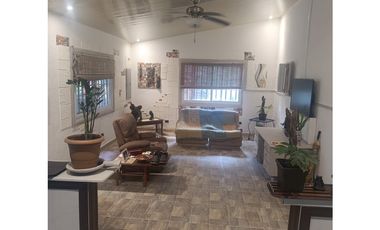 Casa en Venta en Balita, Tinajas  Amplio Terreno y Finos Acabados