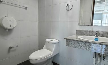Oficina de piso entero en alquiler en Torre Oceanía, Punta Pacífica RB