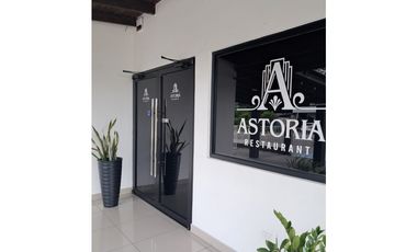 Excelente ubicación casa en esquina habilitada para restaurante