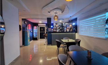 Excelente ubicación casa en esquina habilitada para restaurante