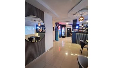 Excelente ubicación casa en esquina habilitada para restaurante