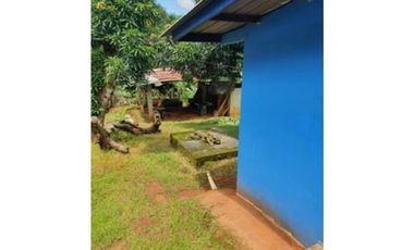 Venta de casa con establos en Las Lomas David