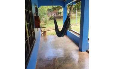 Venta de casa con establos en Las Lomas David