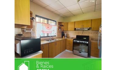 Se Vende Casa En Paseo Del Rio Penonomé Código C160