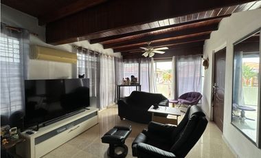 Se vende casa en Altos de Betania