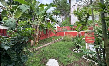 Se vende casa en Altos de Betania