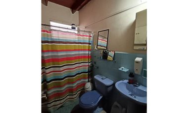 Se vende casa en Altos de Betania