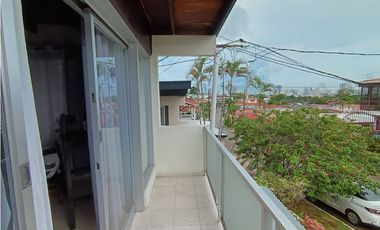 Se vende casa en Altos de Betania