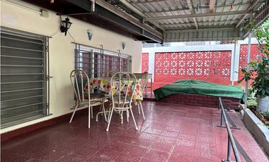 Se vende casa en Altos de Betania