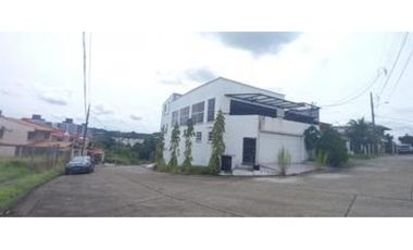 VENTA DE CASA EN ALTOS DE SANTA MARA -TUMBA MUERTO- 3 NIVELES