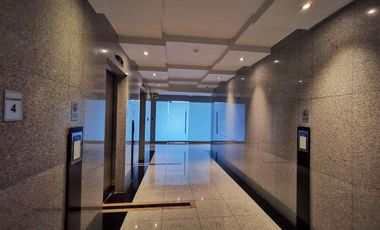 Venta de oficinas en remate en Obarrio, Panamá RB
