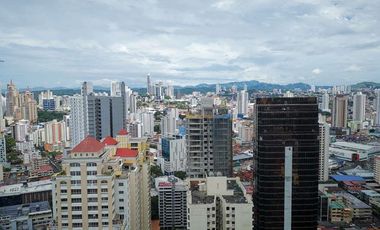 Venta de oficinas en remate en Obarrio, Panamá RB