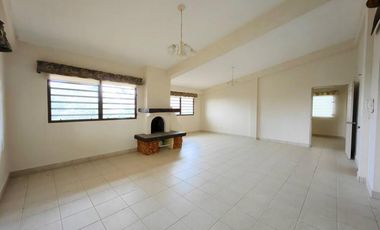 Venta de casa en Altos de Cerro Azul, Panamá RB