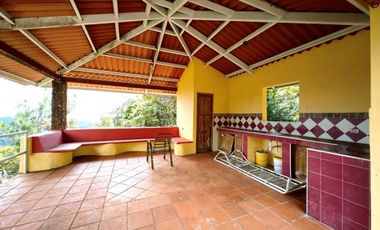 Venta de casa en Altos de Cerro Azul, Panamá RB