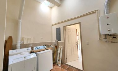 Venta de casa en Altos de Cerro Azul, Panamá RB