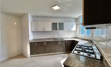 Venta de Apartamento en PH Country Club – Costa del Este