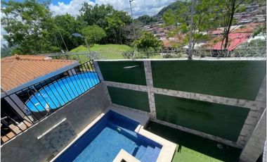 Venta de Casa vacía en Altos de Panamá en Ancón