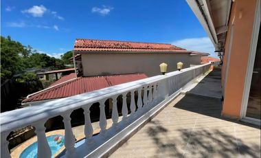 Venta de Casa vacía en Altos de Panamá en Ancón