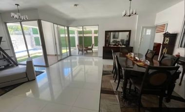 Venta de Casa vacía en Altos de Panamá en Ancón