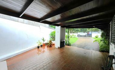 Venta de terreno con casa en Obarrio RB