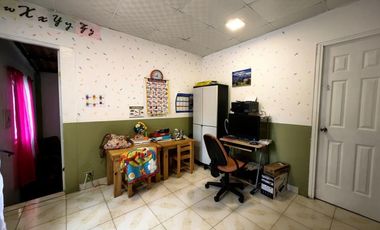 Venta de casa con terreno en Altos de Cerro Azul RB