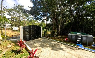 Venta de casa con terreno en Altos de Cerro Azul RB