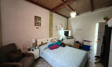 Venta de casa con terreno en Altos de Cerro Azul RB