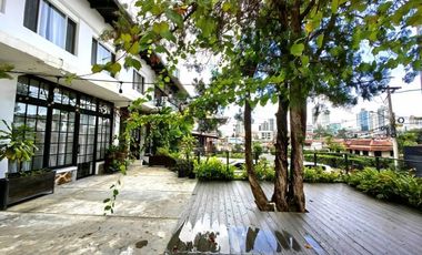 Venta de terreno con casa comercial en San Francisco RB