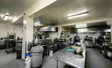 Venta de terreno con casa comercial en San Francisco RB