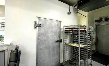 Venta de terreno con casa comercial en San Francisco RB