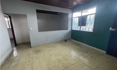 Venta de Casa en Parque Lefevre