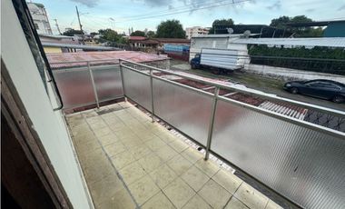 Venta de Casa en Parque Lefevre